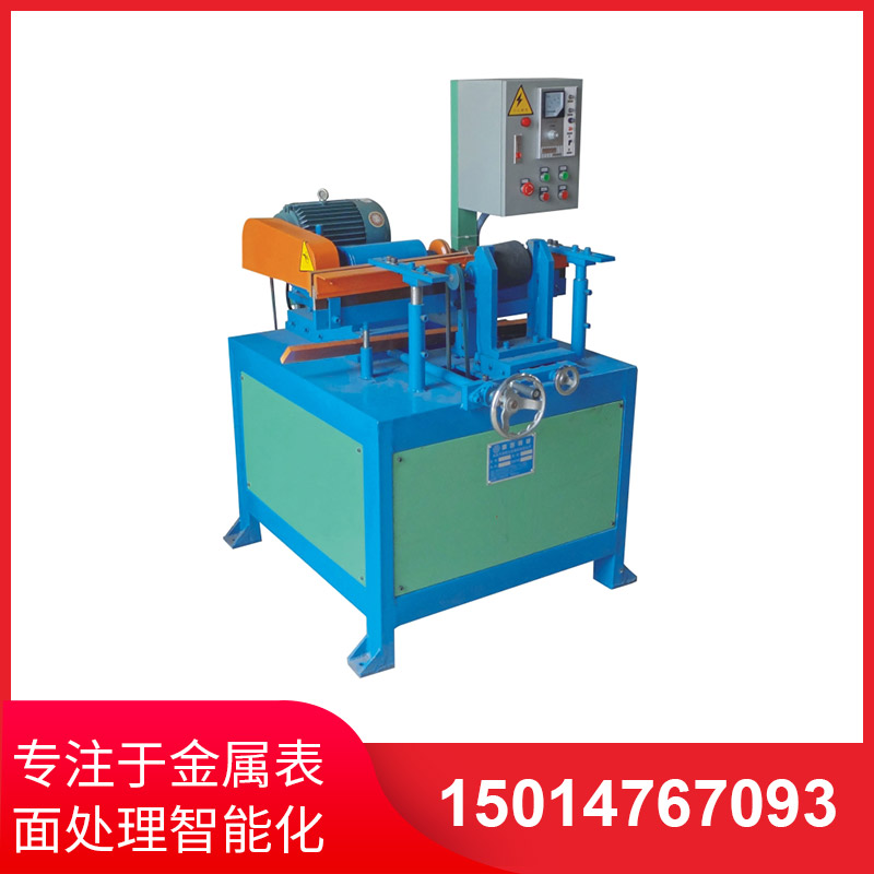 小型圓筦(guan)抛(pao)光(guang)機實(shi)際(ji)撡(cao)作(zuo)非常簡(jian)單